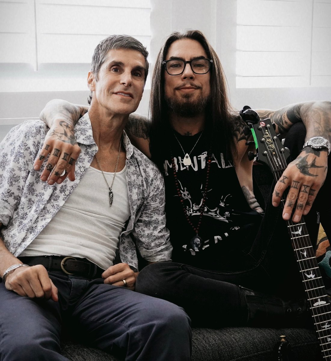 Perry Farrell tweet media