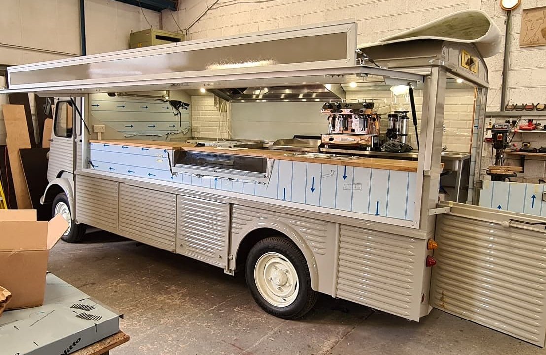 JacobsPantry's tweet photo. This beauty comes back to us this coming week, after a fantastic catering conversion from @TudorTrailers

A beautiful 6 metre kitchen on wheels... the next chapter is about to begin!! 
#citroën #hyvan #hvan #citroen #locationkitchen #northeast #foodtruck #food #coffee #streetfood https://t.co/SgVPFc98w4
