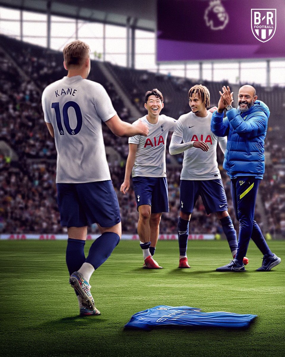 brfootball's tweet photo. Maybe he doesn't need to leave, after all 😏 https://t.co/KxQlDHKBWt