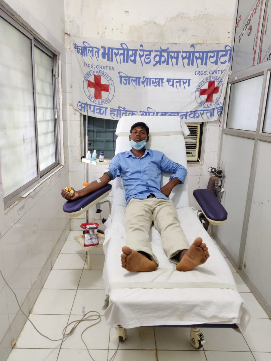 SnehRaj007's tweet photo. #Chatra
There are many forms of God, among them the blood donor is the best🙏
#BloodForAll
#SafeBlood
#VoluntaryBloodDonation
@NACOINDIA @DCChatra @atulgera007 @JharkhandCMO @NHM_JHARKHAND @prdjharkhand @jhar_governor https://t.co/7FccS9YoRc