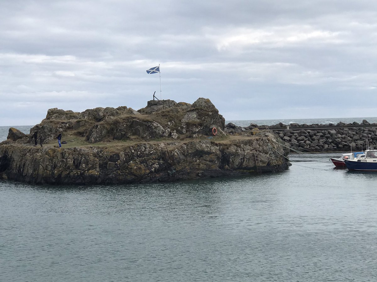 navynotnuclear's tweet photo. Gloria Estevan now in #PortPatrick #CV40 #Elddis #RoadTrip #Campervan ππΎ https://t.co/WD7lZ5PeMt