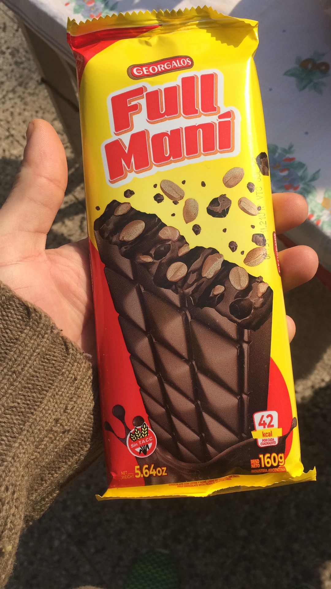1 pic. Gracias abuela x el chocolate por el Día del ni?o jajaja JAJAJA y rico asado buen domingo bebes?