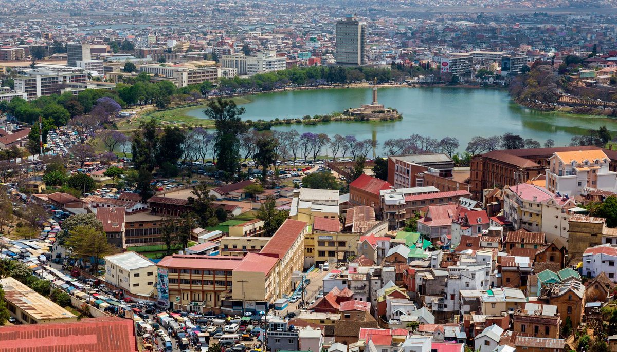 Lake Anosy, situated in the heart of Antananarivo, Madagascar 🇲🇬 is a serene oasis offering locals and visitors a peaceful escape from the bustling city life.

Its tranquil waters and surrounding gardens provide a picturesque setting for relaxation.