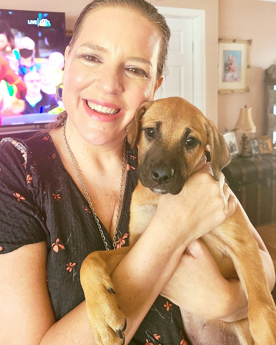 This is Bella's new sister. Meet Lainey!