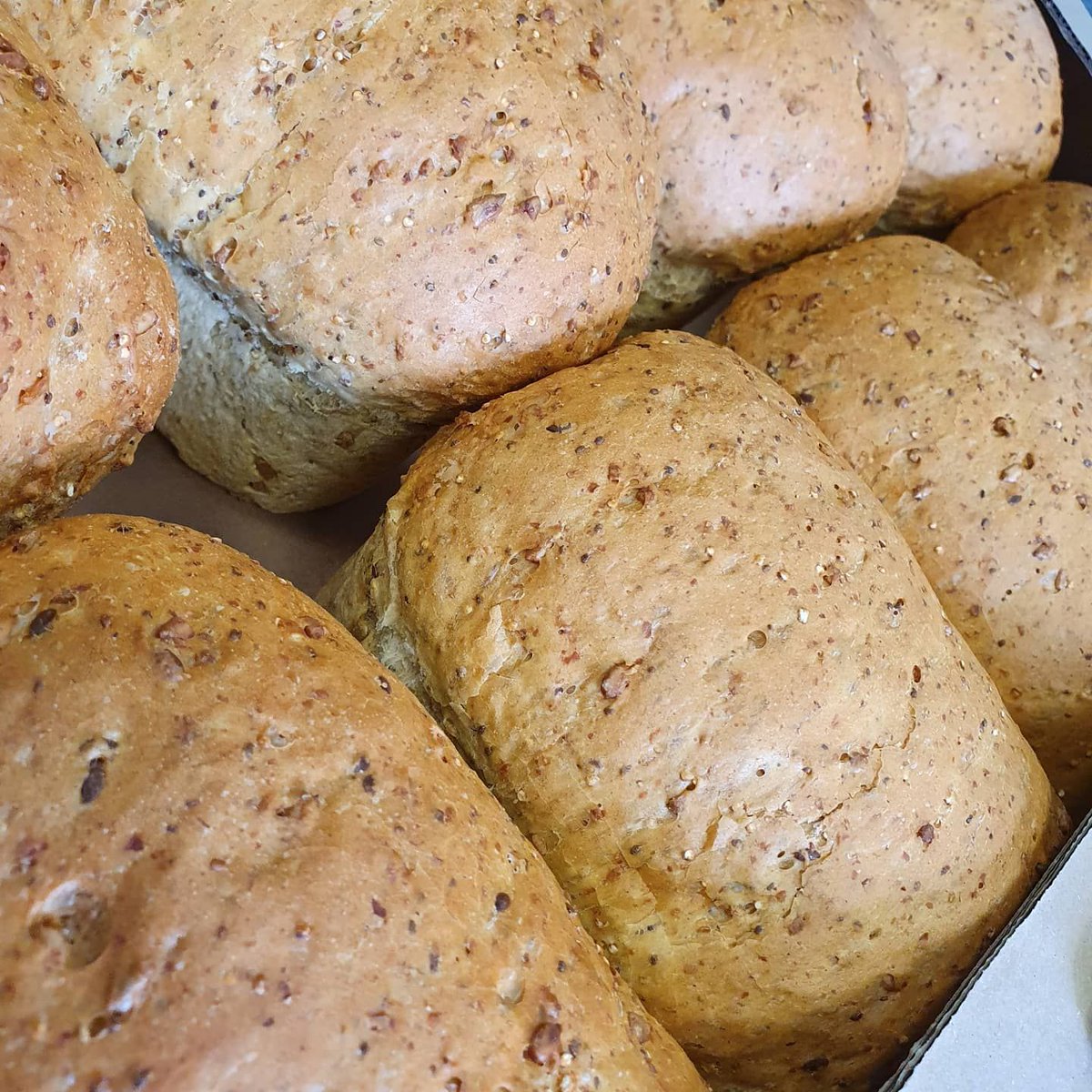 Higher_FoldsCC's tweet photo. We would just like to thank Waterfields Bakery for their continued support. ππ We have fresh pies, pasties and bread from 4pm everyday in our Food Shop.
#waterfields #waterfieldsbakery #communityfoodshop #foodforall #higherfolds https://t.co/VatEMj8RTF