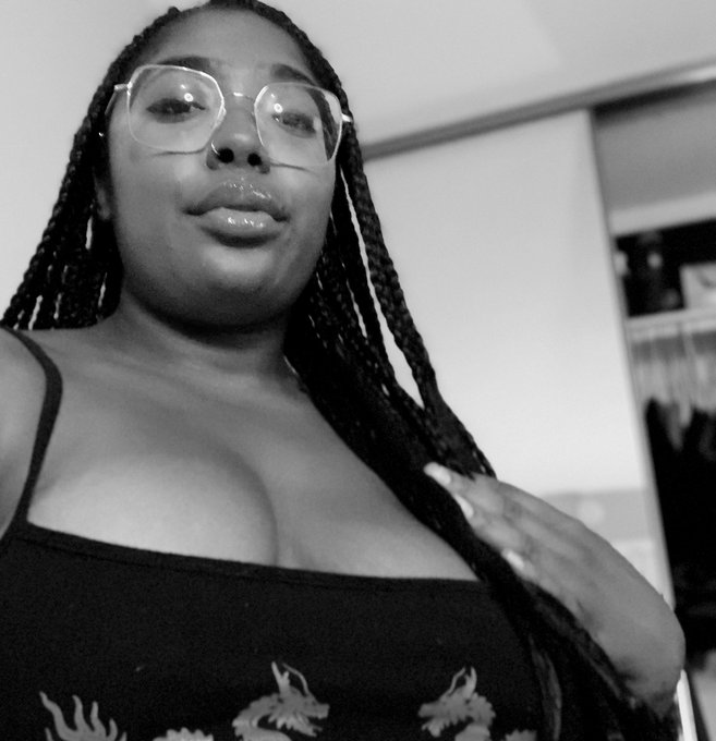 How&rsquo;s the view down there? https://t.co/ok946U5CNp<a href="/tag/of"class="tags"><span>#of</span></a>