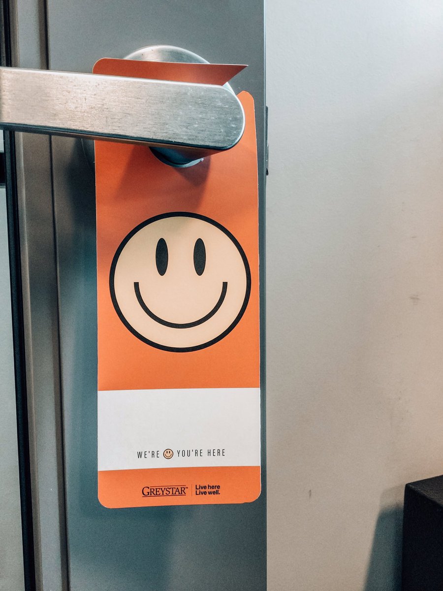 🌟Today is our first early move-in day❕We’re so excited to welcome our new residents to The Varsity! 🥳

•
•
•
#studentliving #annarbor #liveherelivewell #apartmentliving #moveinday