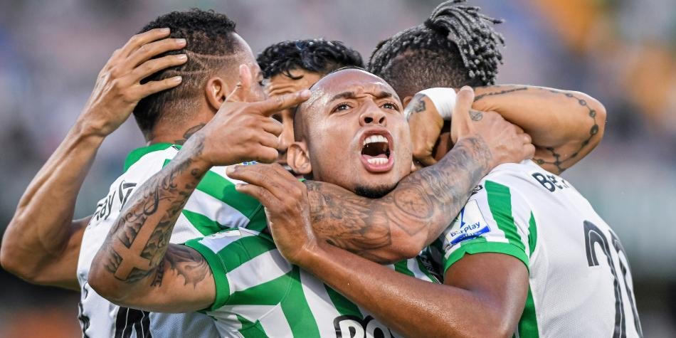 NOTICIASDEVERDE's tweet photo. 🚨ATENCIÓN🚨

Patriotas le informa a Atlético Nacional que demandará el partido si uno de los nuevos jugadores inscritos juega el día de hoy ya que consideran que la inscripción que se hizo es irregular. #VamosNacional 

(Vía: @Salomefajardo) https://t.co/fRPt4JEpEo