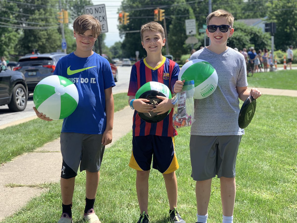 nraslsoccer's tweet photo. Who else watched the Corn Festival Parade this afternoon❓⁉️ Did you see our HS Women’s &amp; Men’s ⚽️ Teams⁉️⁉️ https://t.co/zQvVULeyVA