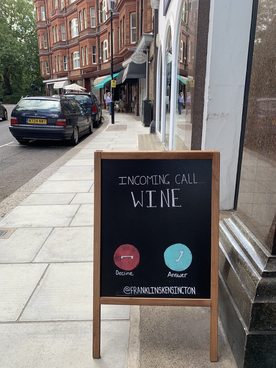This made me smile #wineoclock #kensington