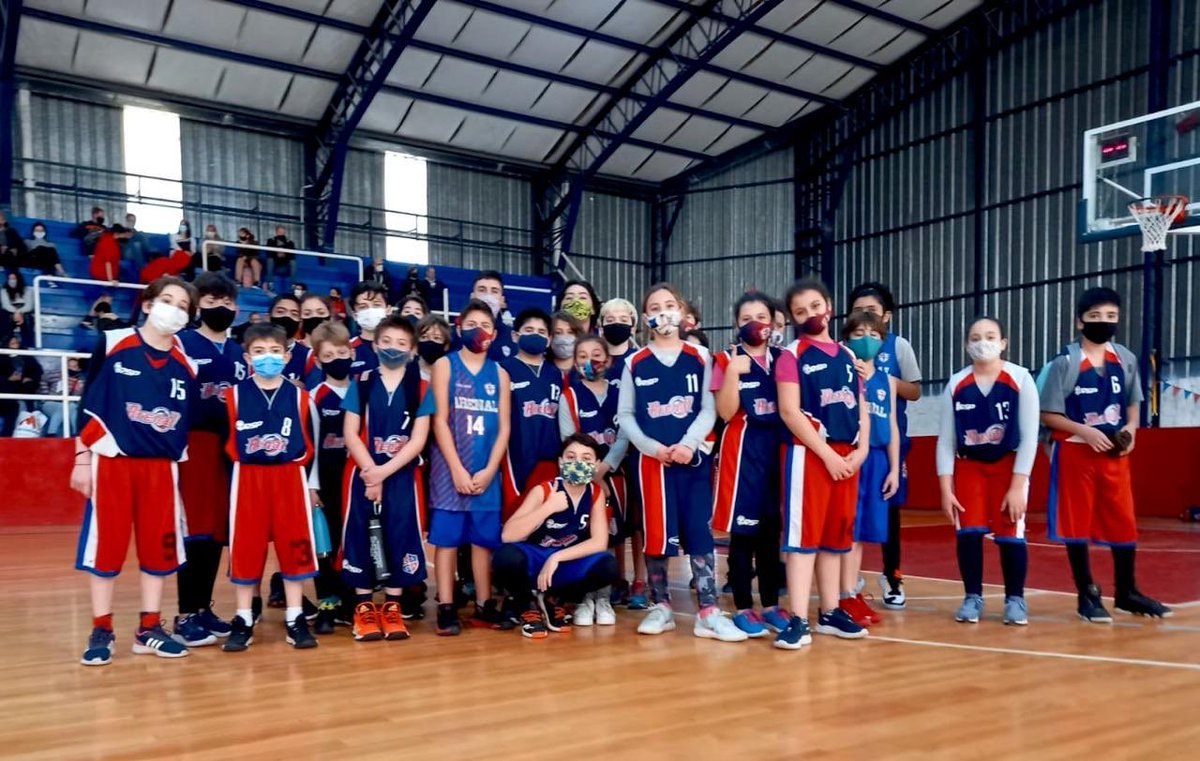 #basquet #premini #mini #arenal

¡Los más peques volvieron a jugar! 

Este fin de semana, después de mucho tiempo, los y las Premini y Mini de Arenal jugaron partido con los chicos de Ciudad de Campana.

#vamosarenal #somosarenal #somosmaschwitz