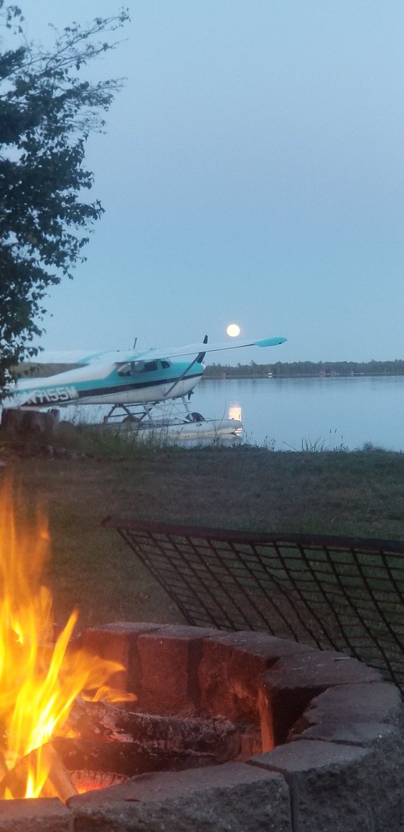 Blueneck600's tweet photo. @npfallon As long as Im sittin here, and there isnt a "no whiskey" on that...im fine!
#lakemilakokia https://t.co/tRz0EWzQwB