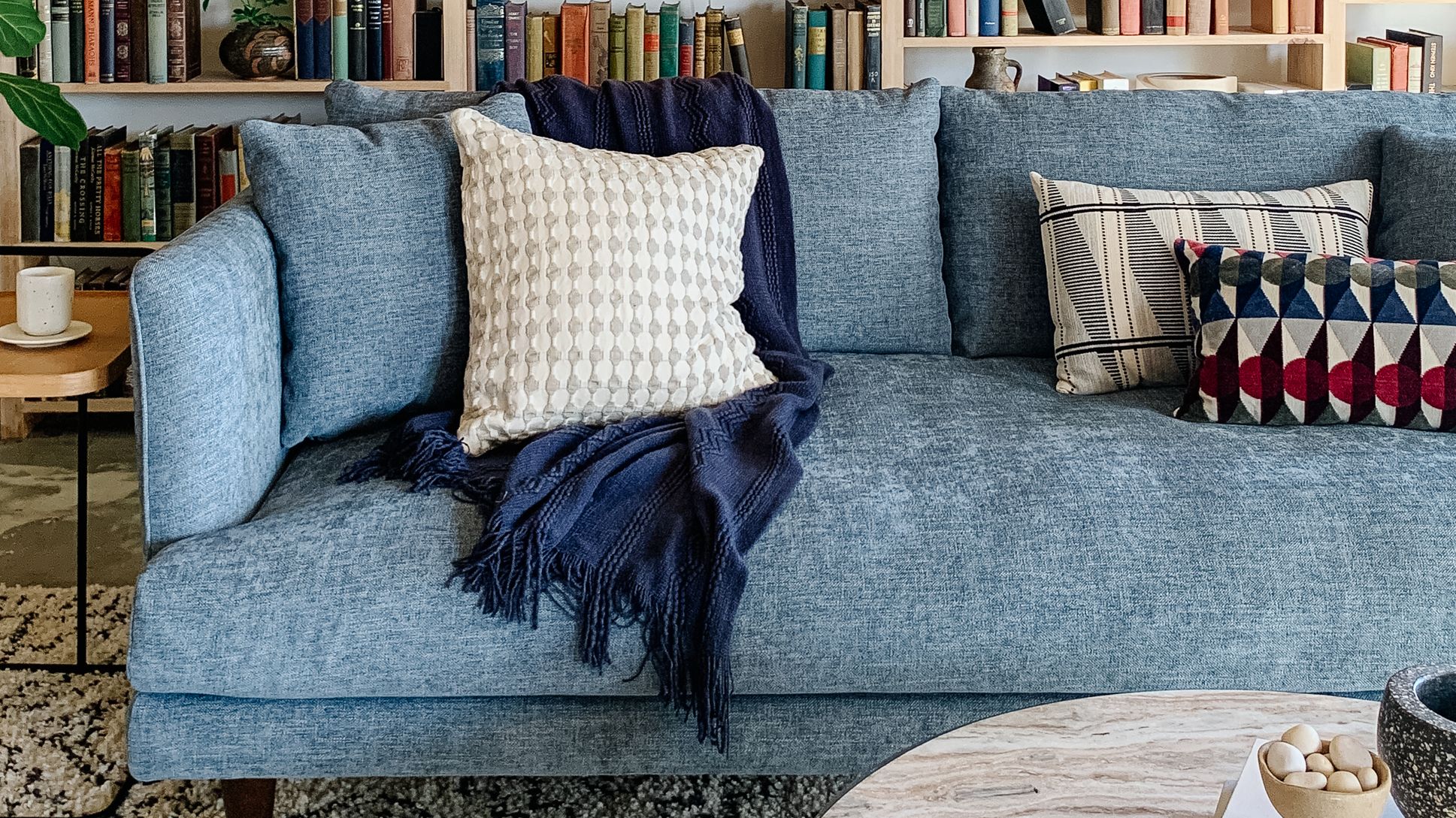 Joybird blue 2024 velvet couch