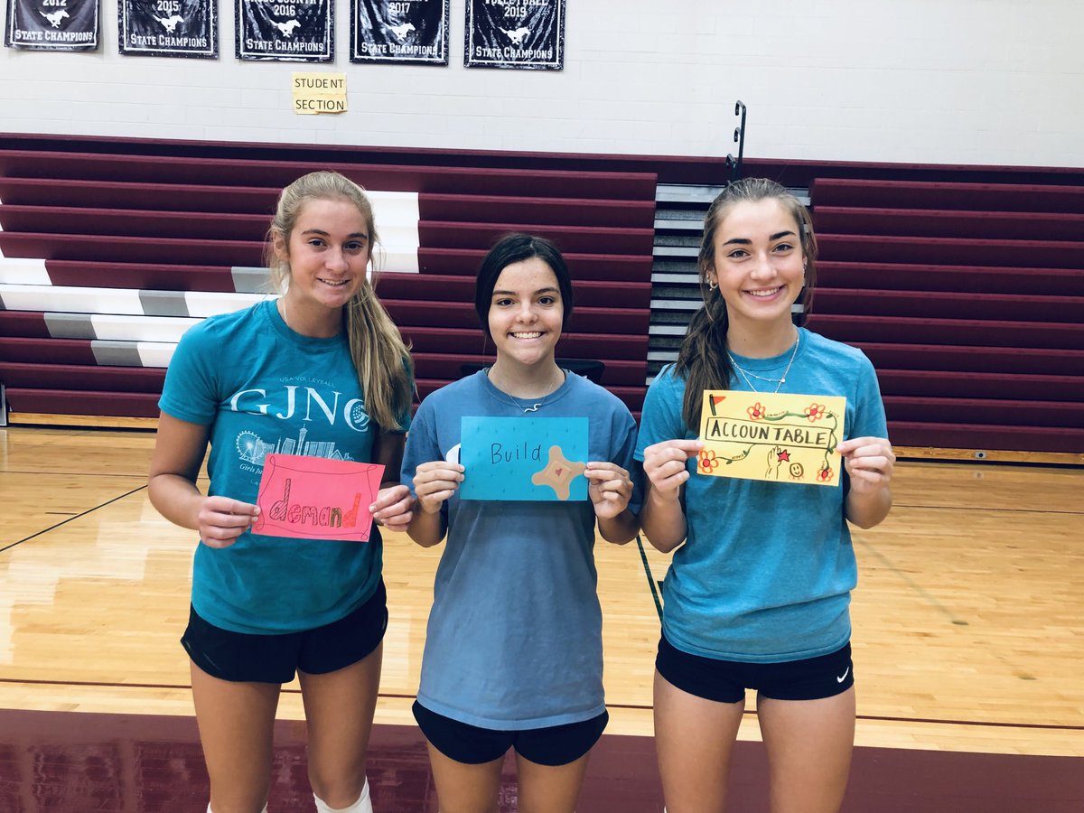 CoachWillems's tweet photo. MVVB Group #3-
Demand, Build, Accountable - Kameron, Jaden & Brooke #FocusWords #BestStudentAthletes #GoMVStangs β€οΈβπ₯π https://t.co/nbanlsdnTZ