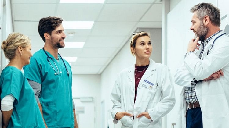 Last year, @GlobeLocums played an integral role in staffing the NHS frontline during the Covid-19 crisis. Now they're looking for ambitious graduates to join their mission 💫

Learn more at the link below, and start making a real difference today: gradtouch.com/job/globe-locu…