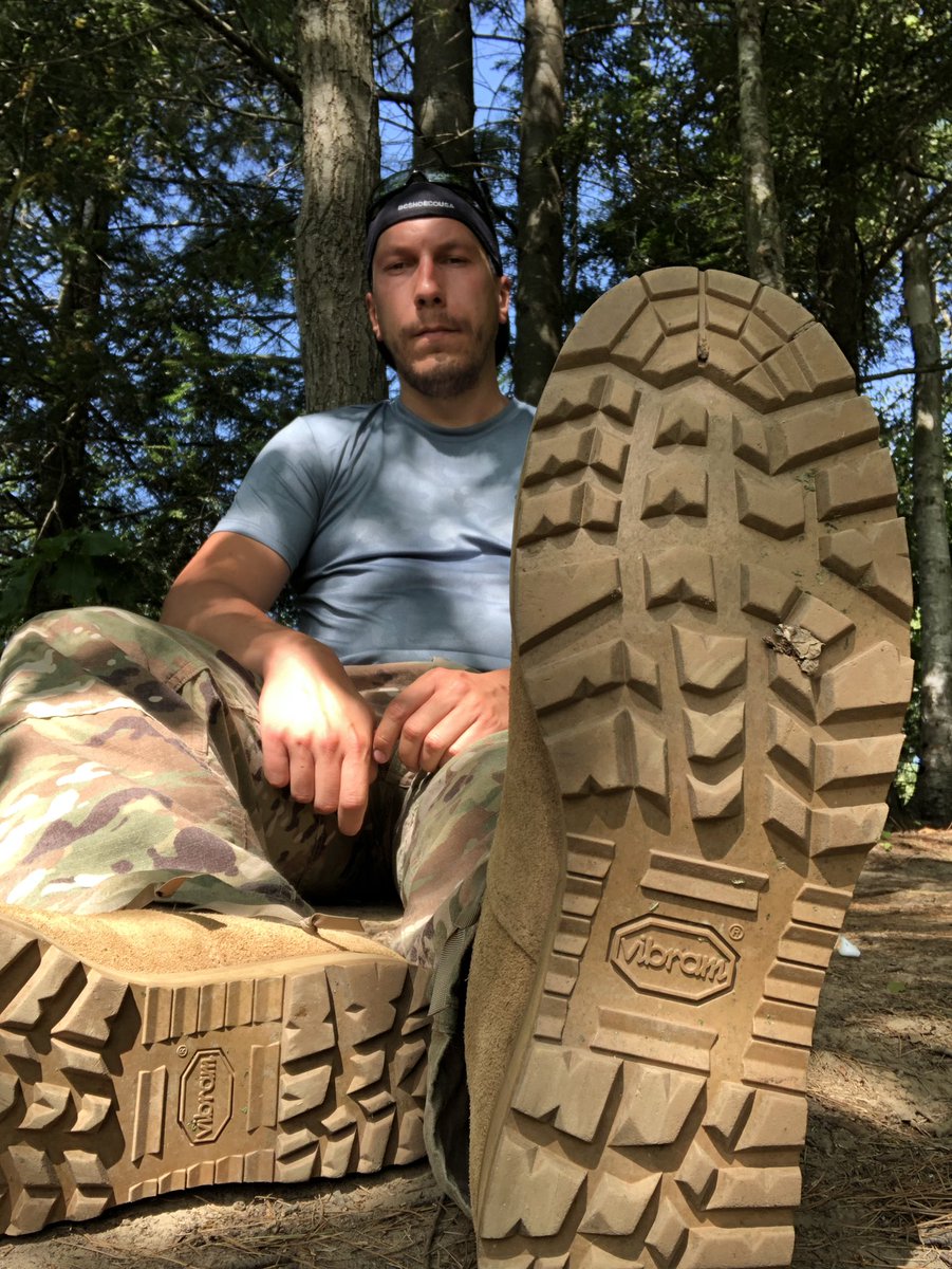 SirAlphaKawa's tweet photo. I hope people in Montreal are enjoying Pride π
On my side I am more enjoying hiking alone far away from everything and everyone today
#booted #gaybooted #hiking #outdoor #multicam #Alpha #alphafeet #us13 https://t.co/8QmWLAkPmd