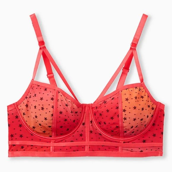 JenniferStadle5's tweet photo. So good I had to share! Check out all the items I'm loving on @Poshmarkapp #poshmark #fashion #style #shopmycloset #torrid: https://t.co/L60f0pXYBh https://t.co/cTb4MP3aIq