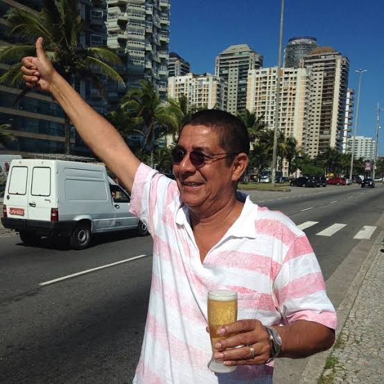 gustavoalvees__'s tweet photo. - não pode beber durante 48h, ok?
- ah, beleza.. deixe comigo

a pessoa nos stories depois da vacina: https://t.co/0CY46vynpe