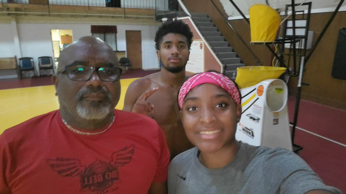 twinsrup's tweet photo. @lrandolph41 and @LaurrenRandolph thank you for showing me love on our last Sunday workout before heading to @uofmemphis. I'm so proud of the both of you. Memphis got two humble and grateful people. I LOVE YOU !!!! https://t.co/fIUSumbmSA