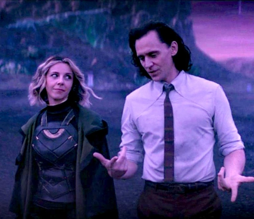 bubblysylv's tweet image. one day i feel my life is miserable and then i remember loki eps 3 exist