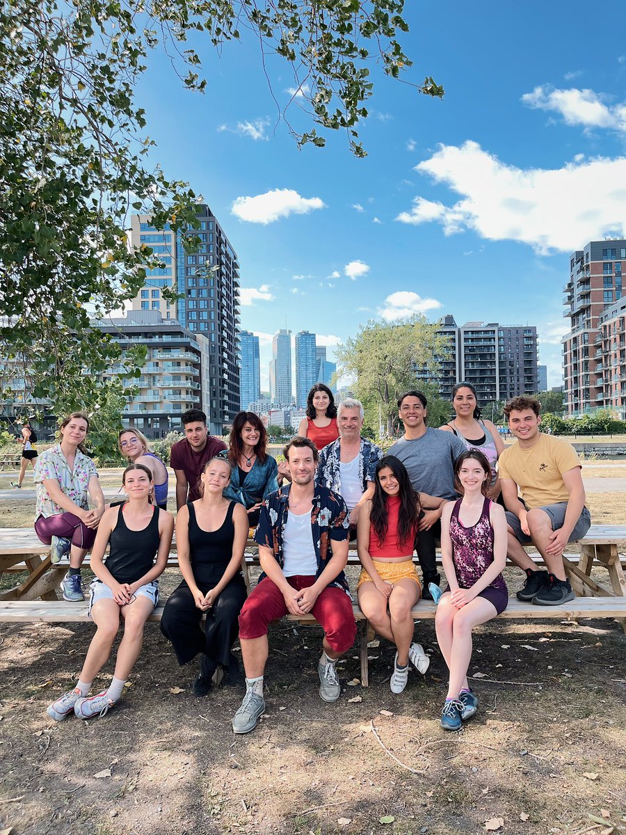 #EnPointePSC — it’s so good to be back. #cancult, #weareqctheatre. Five more episodes to come, abonnez-vous pour recevoir des alertes afin de connaître l’emplacement des pièces la journée même: tableaudhote.ca #montréal #pointesaintcharles