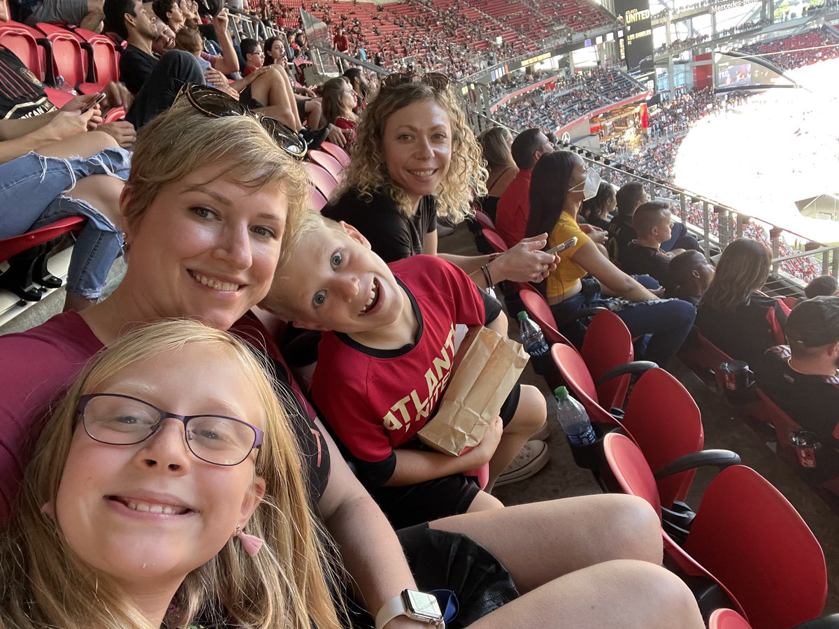 ComGluzman's tweet image. #UniteAndConquer