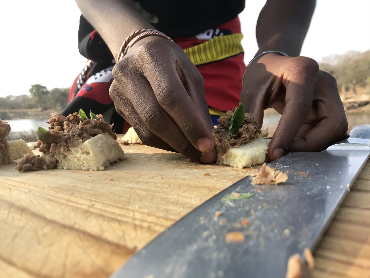 MagrizaMMC's tweet photo. uJeqe is a type of Zulu steamed bread that is made by combining flour, yeast, sugar, salt and warm water. This dish is important within Zulu culture and shows the different types of bread available within Southern Africa.
🇿🇦
#uJeqe https://t.co/V2gIJYagXD