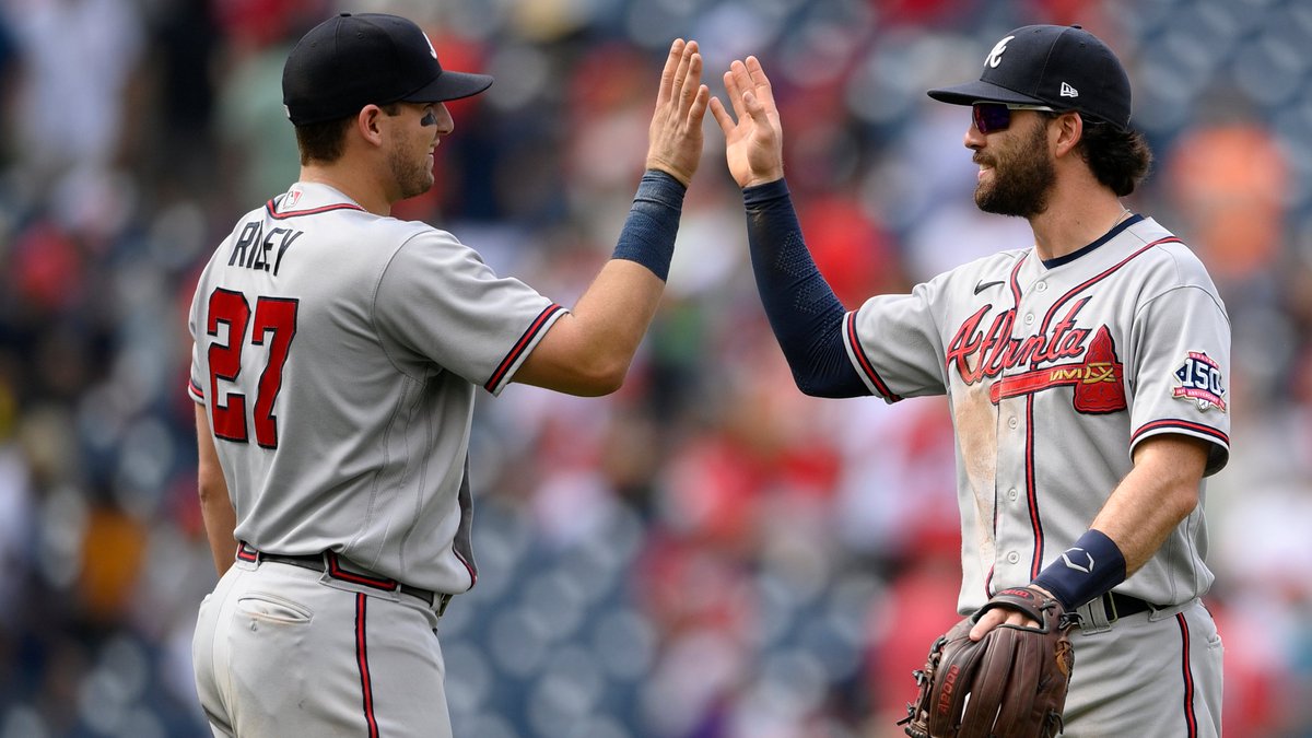 MLB's tweet photo. There is a new squad atop the NL East. 

For the first time all season, the @Braves are in sole possession of first place. 👀 https://t.co/JEHp92Tq3S