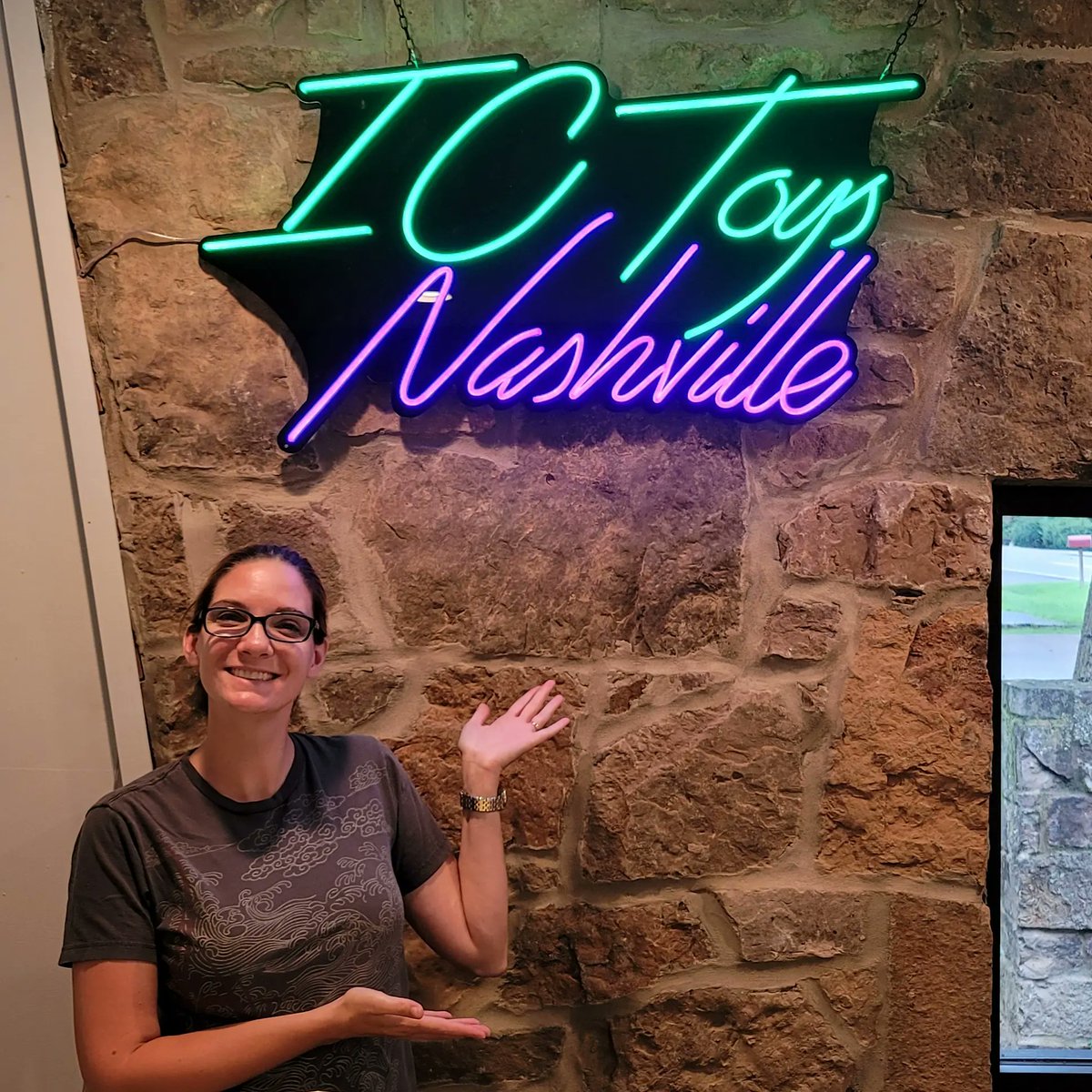 ICCCNashville's tweet photo. It's electric boogie woogie woogie! Grand Opening Labor Day Weekend!
#ictoys #icToysNashville #comingsoon #grandopening #starwarstoys #collectibles #80stoys #nashville #womeninbusiness #nashvillebusinesswomen #nashvillestrong #tennessee #localbusiness #localtoystore #localtoyshop https://t.co/4OT2R42pGw