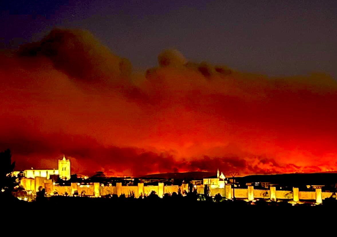 DrPercheles's tweet photo. Ávila, te quiero.

😢😢😢😢😢😥😥😥😥😥😥😥😥😥 https://t.co/FXLOul0kw3