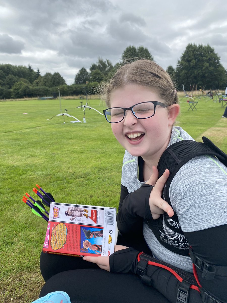 michelle_shuker's tweet photo. Another week, another shoot! This week saw rain instead of the winds of last week. However π₯ today for Emma!!! @AudcoArchers thanks for a lovely day! #raindontstopplay #noonemelted #nowitcheshere π§ββοΈπΉπ§ https://t.co/YK06nIiyQU