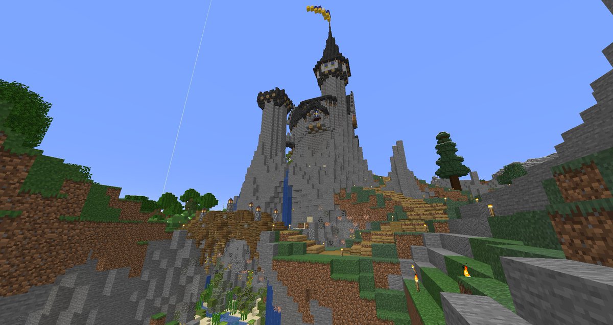 MinecraftUnity's tweet photo. WOW! This castle our new member Taraborn has been working on is incredible. The attention to detail throughout the teraforming is really inspiring! - Dal

#MinecraftBuilds #UnityServer https://t.co/nZAddIAwyx