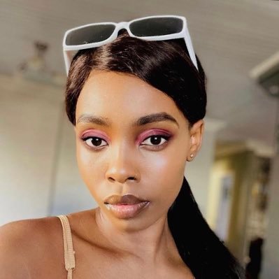 Aphiwe_11's tweet photo. Which one do you believe?

Retweet                Like for #cyan
     for
Karabo https://t.co/eu7Vc5t20a