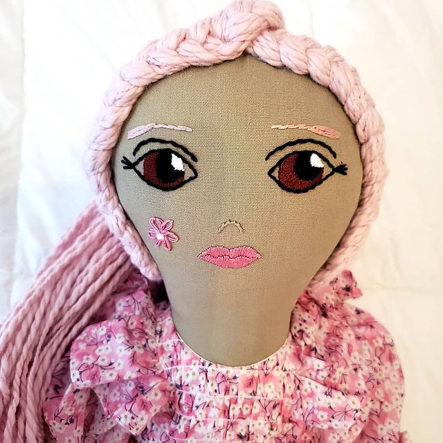 ClarasJewelry's tweet photo. Lydias Web Sweet Handmade Dolls

#handmade #handmadedoll #heirloomdoll #fabricdoll #fabricdolls #clothdoll  #softdoll #handembroidery #sweetdoll #lydiasweb #giftideas 
https://t.co/e2LKWUnMi1

https://t.co/cHBAoJVATt https://t.co/qXJWgaw1H5