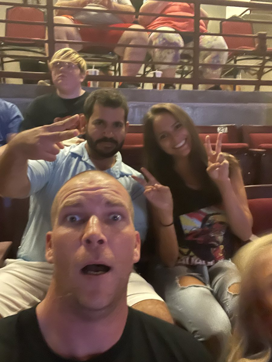 spiggysmalls's tweet photo. #wwecolumbia https://t.co/F1sbJlqCf9