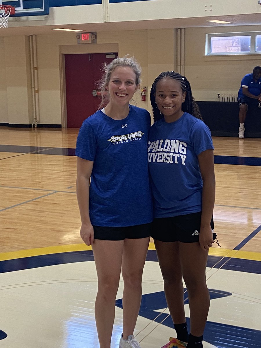 GrinterMakya's tweet photo. After a great day @SpaldingWBB elite camp, I am blessed to receive an offer to play at Spalding !! @Kylee_Gorby @LadyBulldogs19 @G_EliteTraining https://t.co/cj2Xdd52q9
