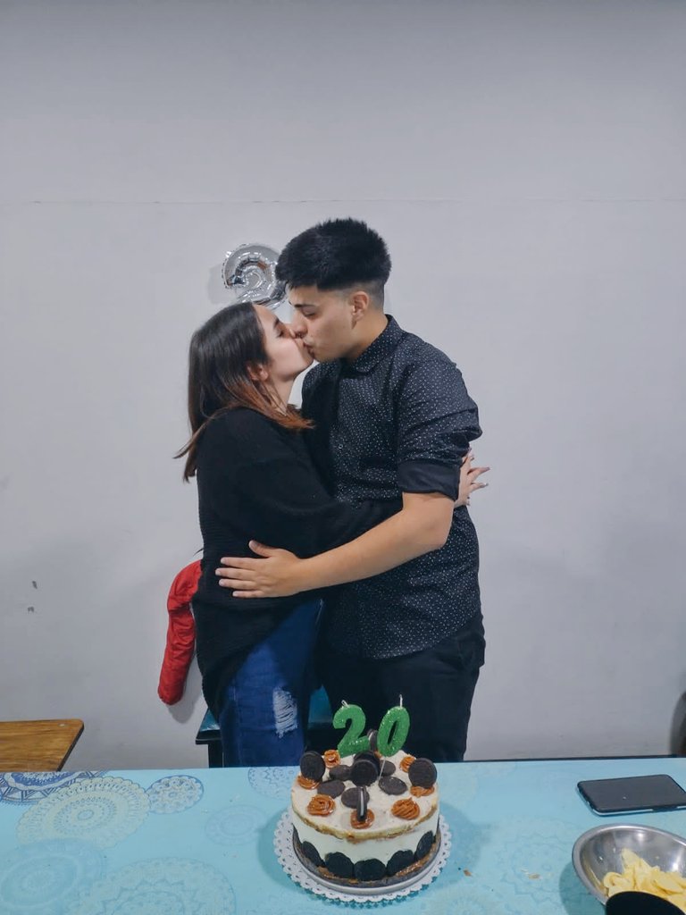 luuanabustos's tweet photo. que la vida siempre nos encuentre asi🖤 te amo precioso https://t.co/VFqv7eOWOw