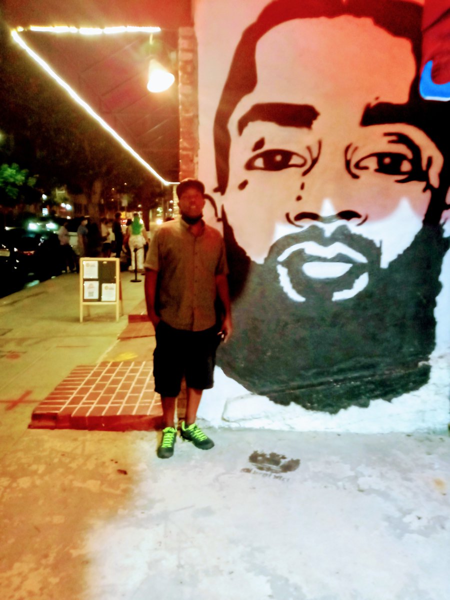 CLotto2's tweet photo. Happy Birthday to the great #nipseyhussle ! https://t.co/xWDxeOgpzW
