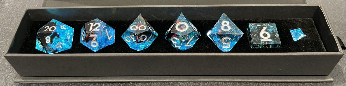 Magus's tweet image. Hehehe... @dispeldice case + mini LED strip = win