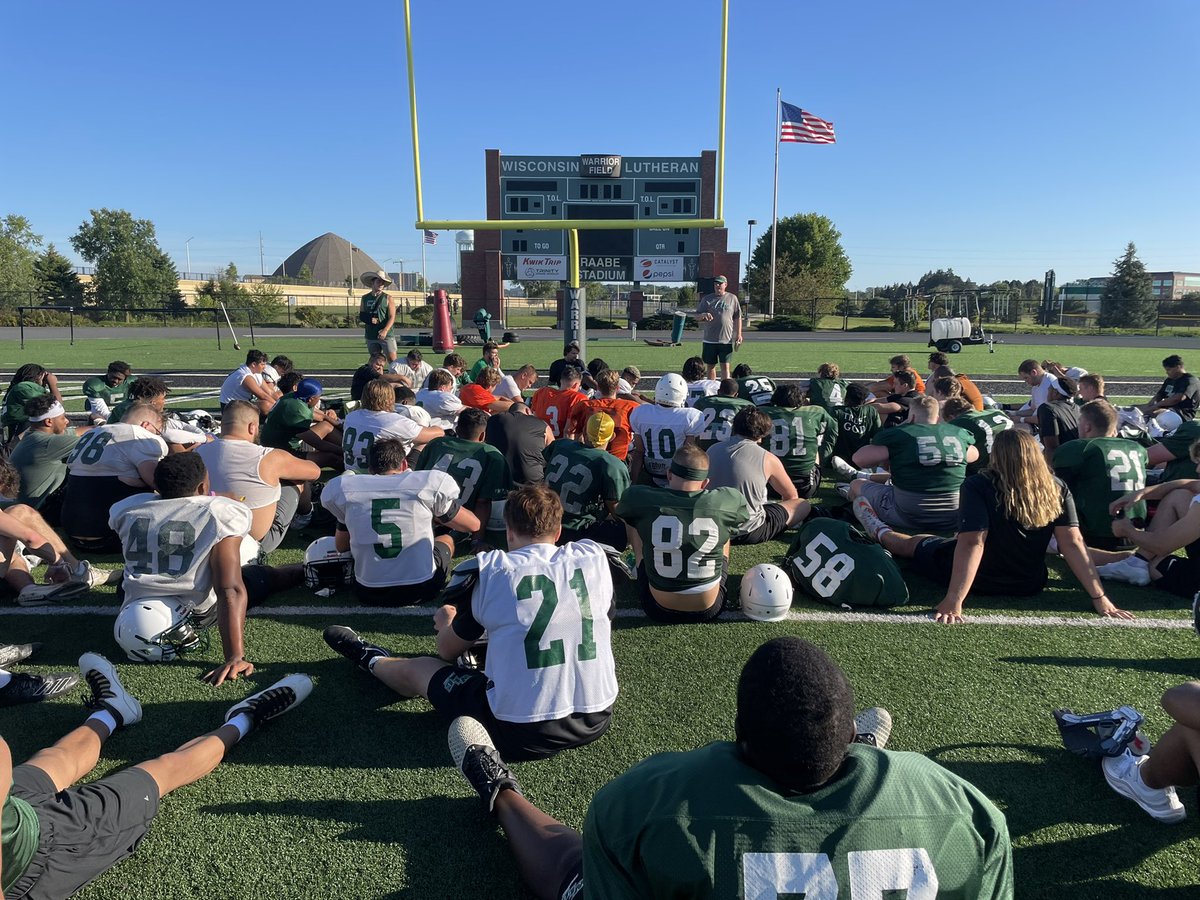 WLC_Football's tweet photo. Love having @RevShevWLC here to lead our post-practice discussion. Great day of practice! #WLCFB⚔️ #BrickByBrick🧱 #WLCFallCamp2021 https://t.co/uhTWOPyaYQ