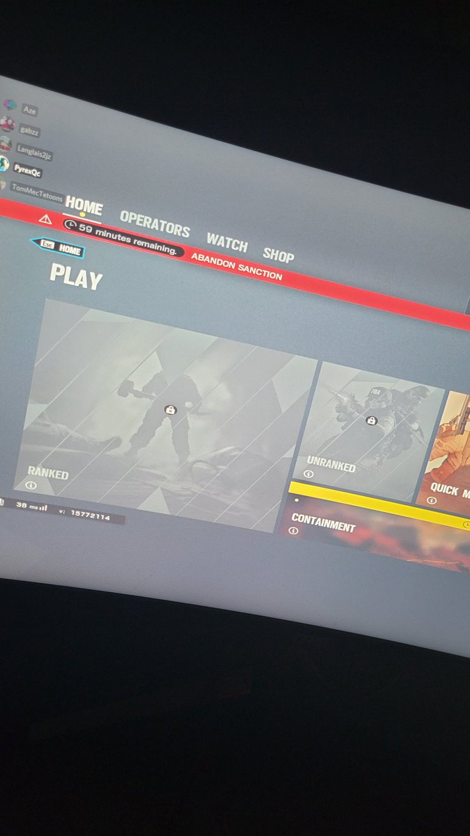 AZExR6's tweet photo. Thank you ubi!!! 
Erreur de serveur et on est tous ban 1h jeux de vidange @Ubisoft https://t.co/9aDniPepbW