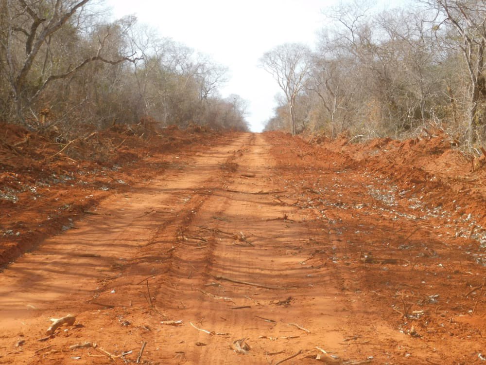 ArnoldoWiens's tweet image. Acaban de regresar de su aventura sobre la linea de frontera entre Paraguay y Bolivia. Desde el Hito VII al Hito X. Hermosas fotos nos enviaron, que captan esa hermosa naturaleza. La apertura de la linea de frontera fue gestion del @mopcparaguay @cndl_mre y del @COMINGE_Py