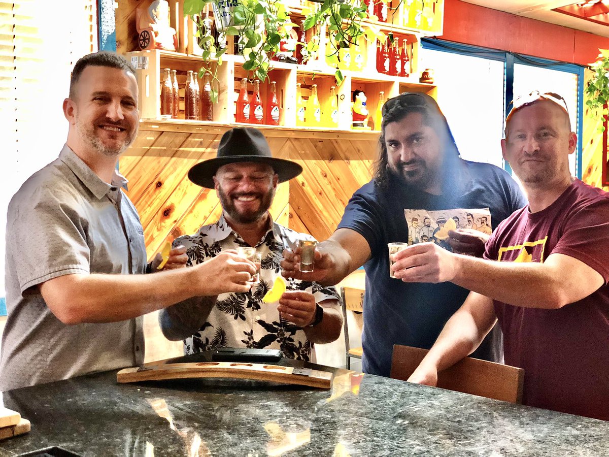 slowjams's tweet photo. ¡Salud from Reno! @wild1029 @955thevibe #Reno #snsj https://t.co/9gbyDrxDiE