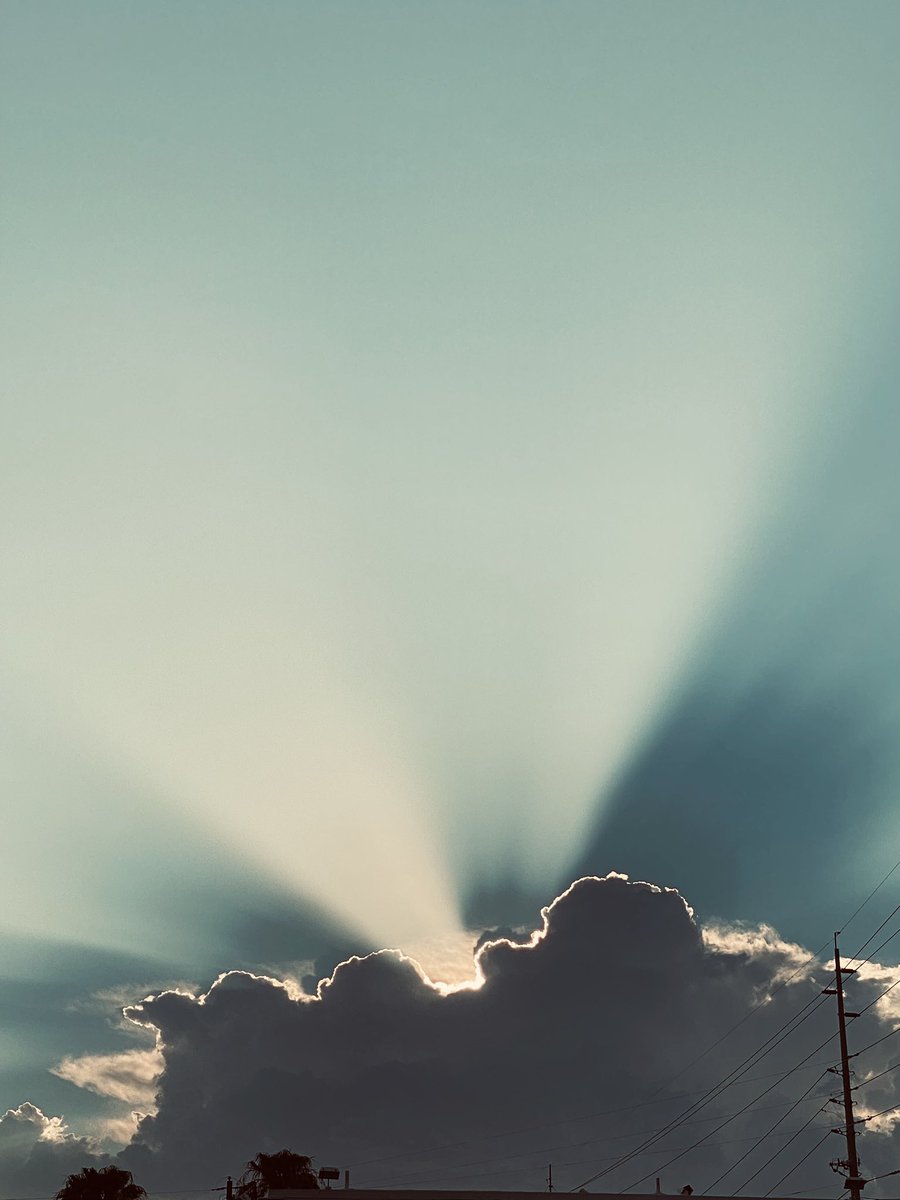 arnelpineda's tweet image. #prayer #topray #praying is not just a glue that keeps your personal bond &amp;amp; relationship w/ the #HigherPower intact,it’s my refuge when everything else has failed my faith &amp;amp; has defeated the purpose of my existence,once in a while.
#ThePowerOfPrayer #TalkToHIM #LovePeaceHappiness