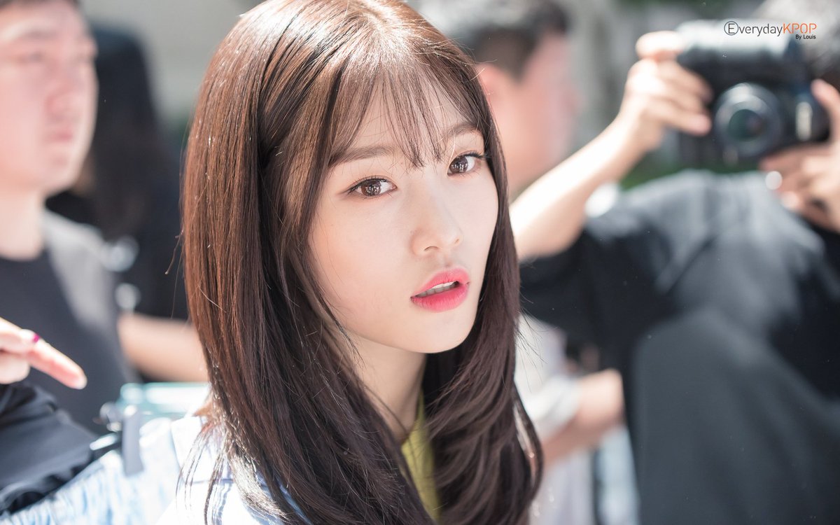 170901 뮤직뱅크

#다이아 #DIA #채연