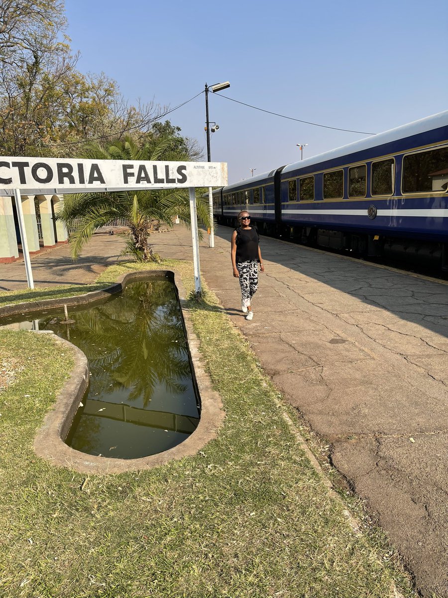 sontondlovu's tweet photo. The wait is over! The biggest comeback on the African continent loading… We haven’t done this route since 2013!!  Who is ready to tick off 2 bucketlist experiences in one go?? 😭 🙌🏾👌🏾
More info soon👉🏾 @TheBlueTrainSA 
#VictoriaFalls 
#thebluetrainexperience
#RestartTourism https://t.co/HHR3OB2ulC