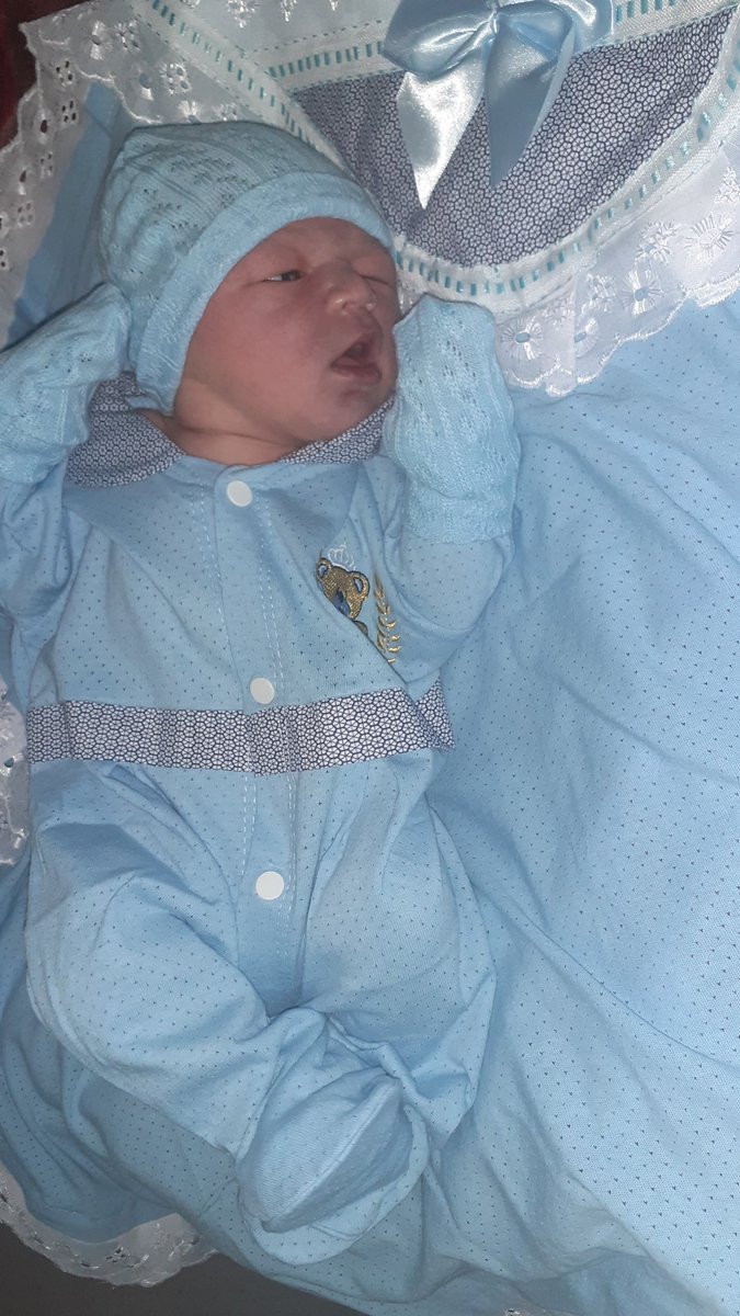 Opaa_Ana2's tweet photo. Você nasceu de mim e eu renasci de você!!💙👶
 papai do céu caprichou..💙🙏🥺 https://t.co/7R2jAS5Tjg