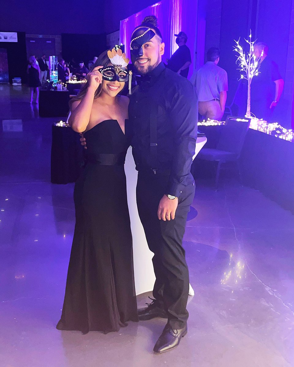 MateoVuelvas's tweet image. Mask on