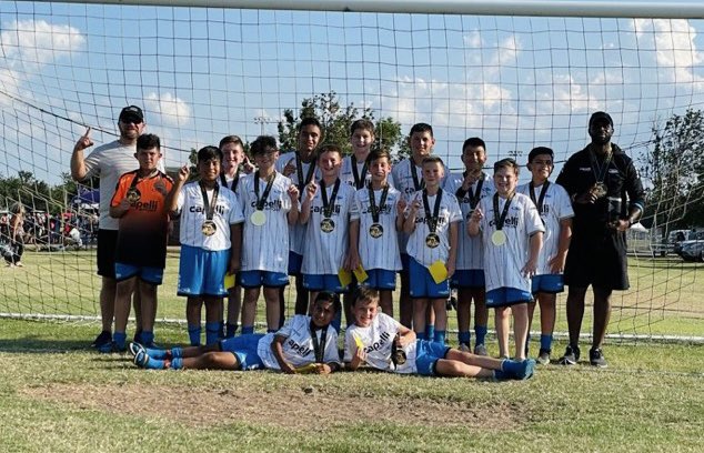 AmarilloRush's tweet photo. Beat the Heat CHAMPIONS! The 09B team left no doubt about it with a 5-0 win in the Championship Game! 🔥🔥🔥
Congrats boys and great job!

#amarillorush #amarillorushsc #beattheheat2021 #rushsoccer #RUID #rushnation #amarillosoccer #amarillotexas https://t.co/T72o9ceYT0