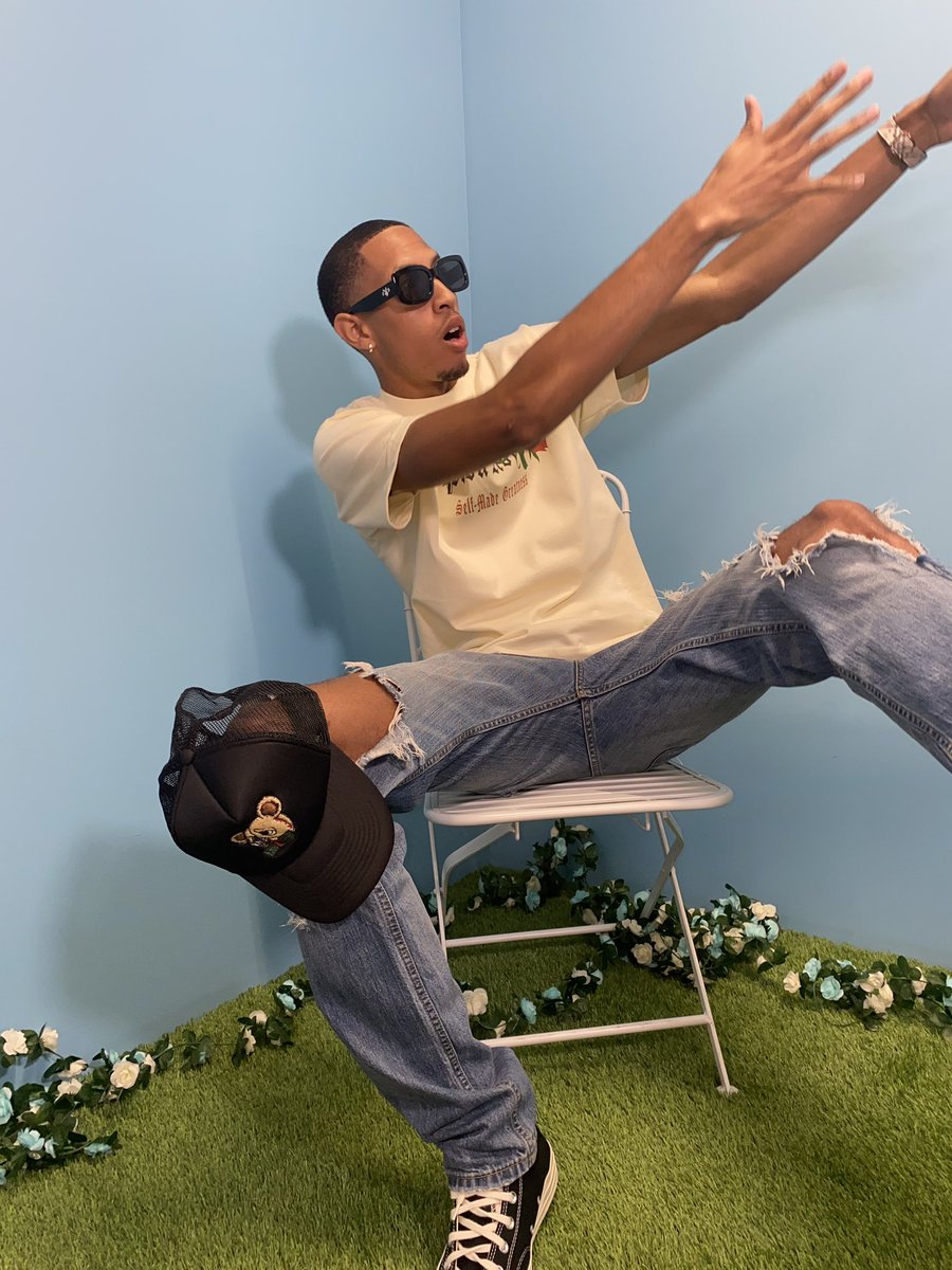 DWILLZIII's tweet photo. “Having Fun” 
“POOK LIFE” 
#FFOE https://t.co/hsUmleZmik